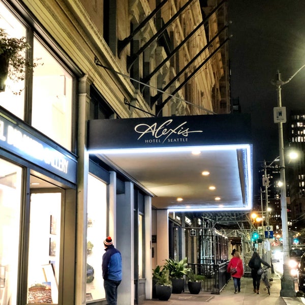 Foto diambil di The Alexis Royal Sonesta Hotel Seattle oleh Jeff pada 2/14/2019