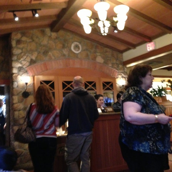 Photos At Olive Garden 100 Nut Tree Pkwy