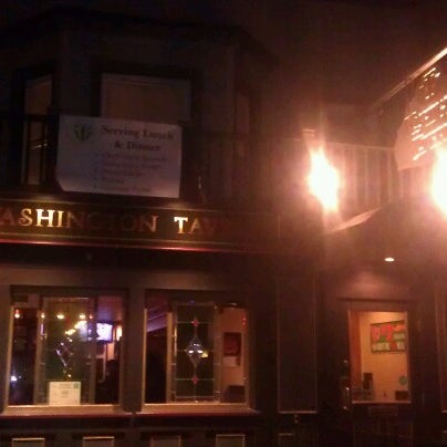 11/2/2012にStephanieがWashington Tavernで撮った写真