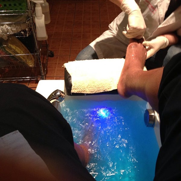 Mindy's Nails Spa in Calumet City