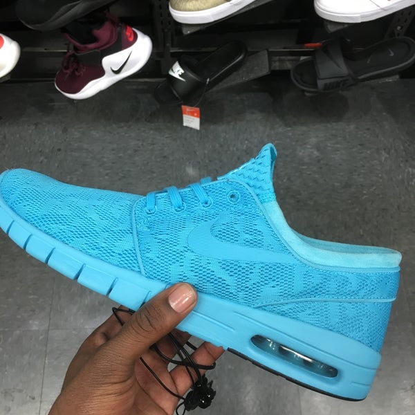 foot locker steinway