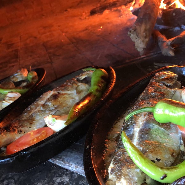 รูปภาพถ่ายที่ Yuvarlakçay Çınar Restaurant&amp;Butik Otel โดย Yuvarlakçay Çınar Restaurant&amp;Butik Otel เมื่อ 10/8/2019
