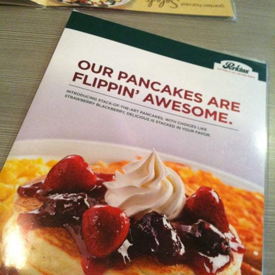 Das Foto wurde bei Perkins Restaurant &amp; Bakery von Jason am 11/23/2012 aufgenommen