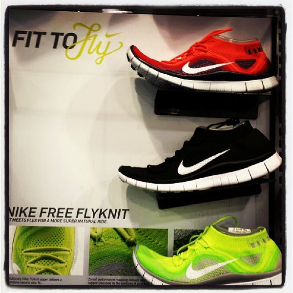 Photos At Foot Locker Shoe Store In Mcallen