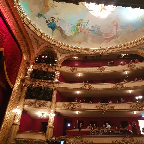 Снимок сделан в Opéra Royal de Wallonie пользователем Ina C. 12/26/2017