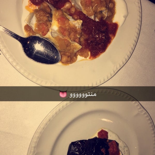 Foto diambil di Helmand Restaurant oleh Areej pada 5/26/2018