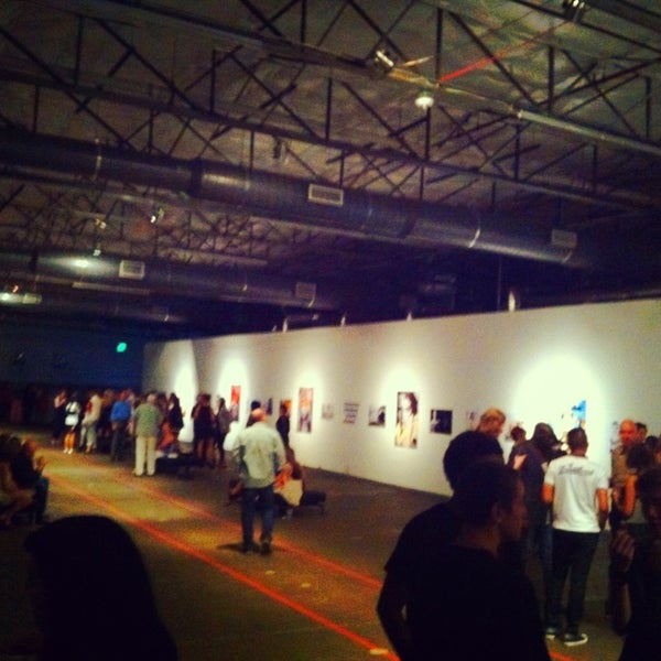 Photo taken at Dallas Contemporary by Yahdiel O. on 7/28/2013