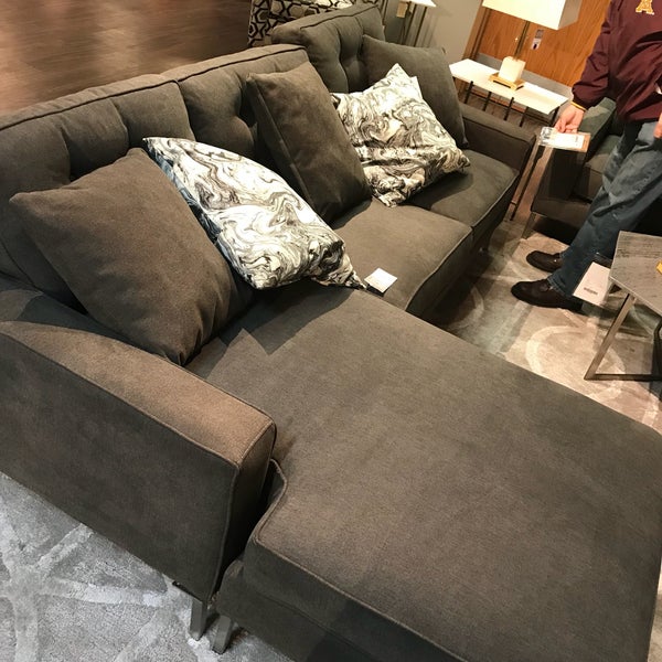 HOM Furniture Plymouth Wayzata Plymouth, MN