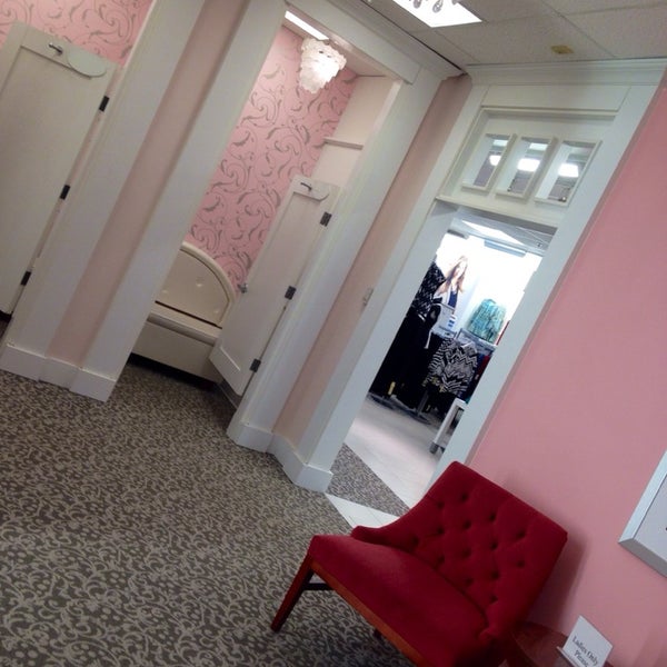 Photos At Dressbarn Now Closed Women S Store In Hagerstown