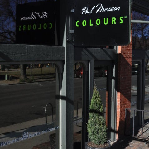 Foto tirada no(a) Paul Morrison Colours Ltd. por Paul Morrison Colours Ltd. em 1/29/2015
