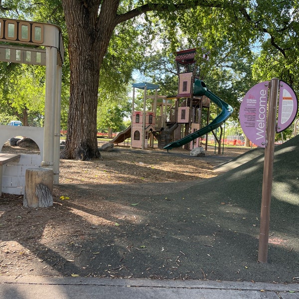 MestizoCurtis Park Park in Curtis Park