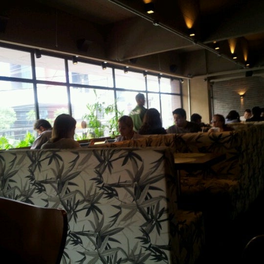 1/29/2013 tarihinde Jean B.ziyaretçi tarafından Oazi Restaurante'de çekilen fotoğraf