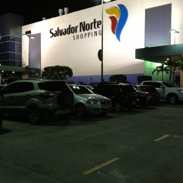 Photo taken at Salvador Norte Shopping by Larissa S. on 2/11/2013