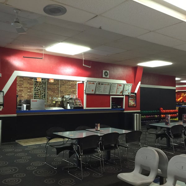 AMF Hall Of Fame Lanes Bowling Alley