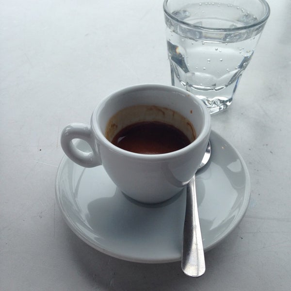 2/16/2014にNattapol P.がBlue Ox Coffee Companyで撮った写真