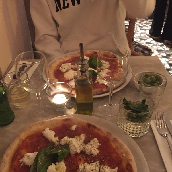 Pizzeria L'orso Mülheim Orso Pizzeria - Pizzeria à Zurenborg