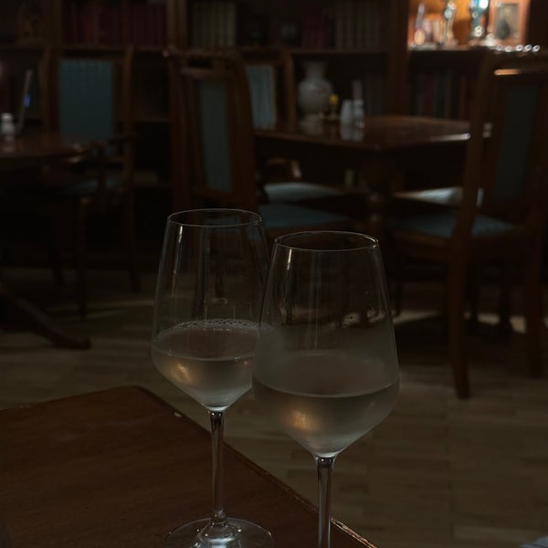 Foto tomada en Restaurant &amp; Cafe Ephraims  por Anastasiia P. el 10/3/2023