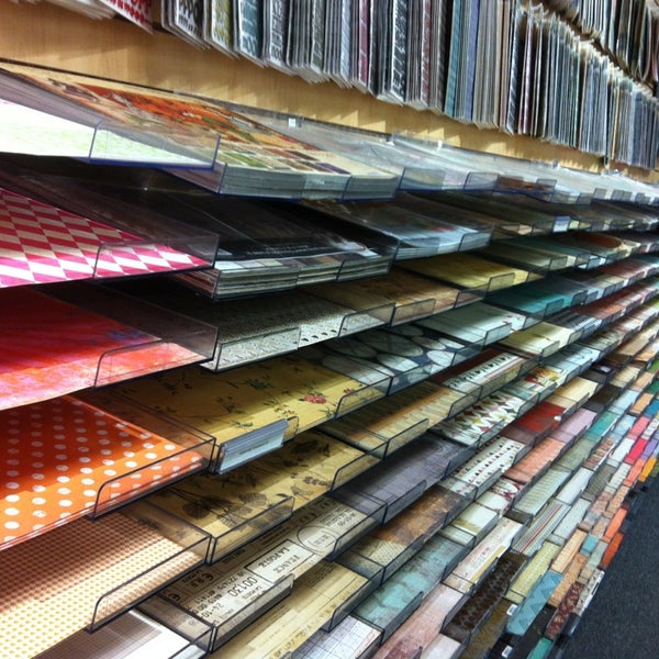 Scrapbook Centrale Arts and Crafts Store in DollarddesOrmeaux
