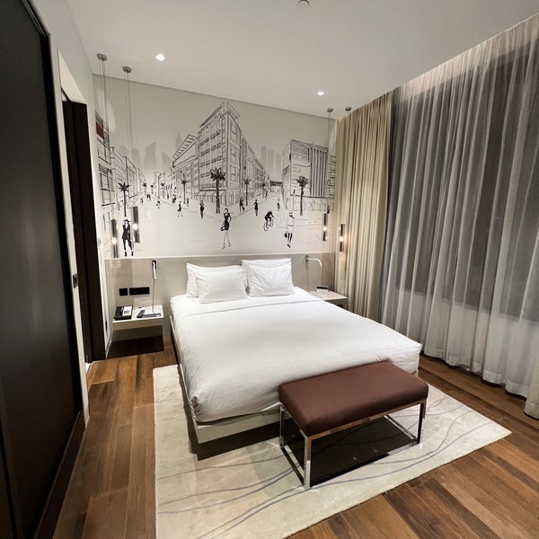 6/7/2022 tarihinde Mashaziyaretçi tarafından La Ville Hotel &amp; Suites'de çekilen fotoğraf