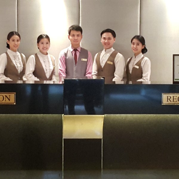 Das Foto wurde bei Zenith Sukhumvit Hotel Bangkok von Siriporn T. am 2/16/2017 aufgenommen