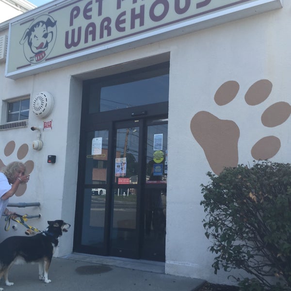 Photos At Pet Pantry Warehouse Now Closed In Greenwich Photo Taken At Pet Pantry Warehouse By Empress O On 9 10 2016