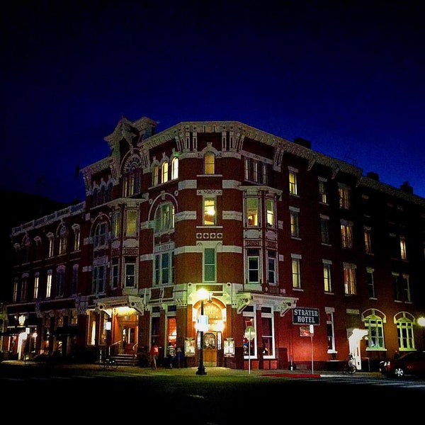 Foto tirada no(a) Strater Hotel por Ron M. em 8/31/2015