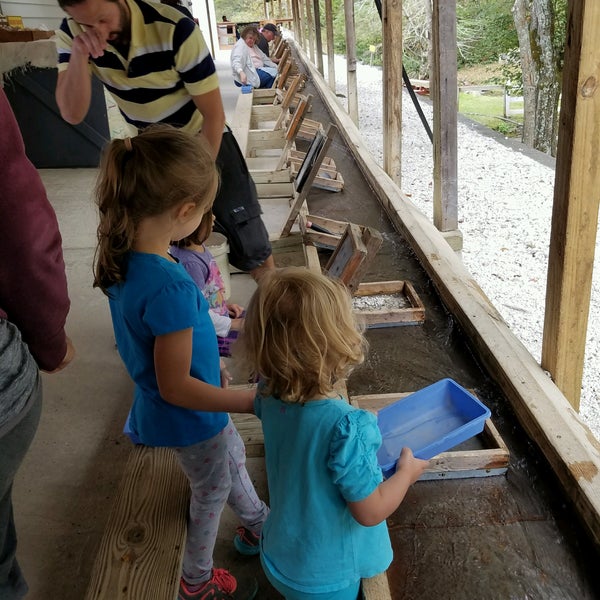 Gem Mountain Gemstone Mine Spruce Pine, NC