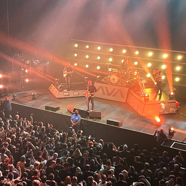 Foto tirada no(a) Hammerstein Ballroom por Christian S. em 10/24/2021