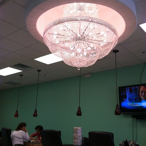 Diamond Nails Nail Salon In Greenwood