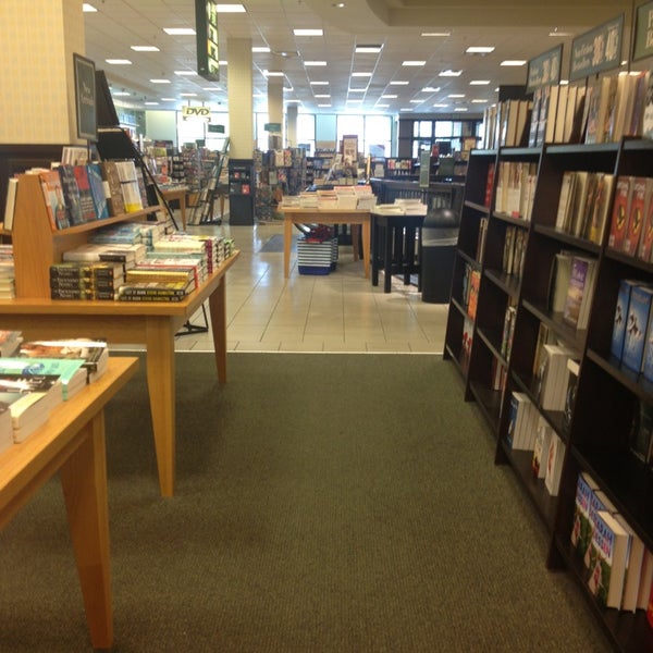 Photos At Barnes Noble Tanforan 22 Tips From 3025 Visitors