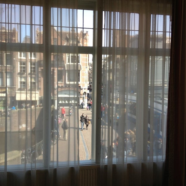 3/31/2013 tarihinde Katerinaziyaretçi tarafından Dikker &amp; Thijs Fenice Hotel'de çekilen fotoğraf