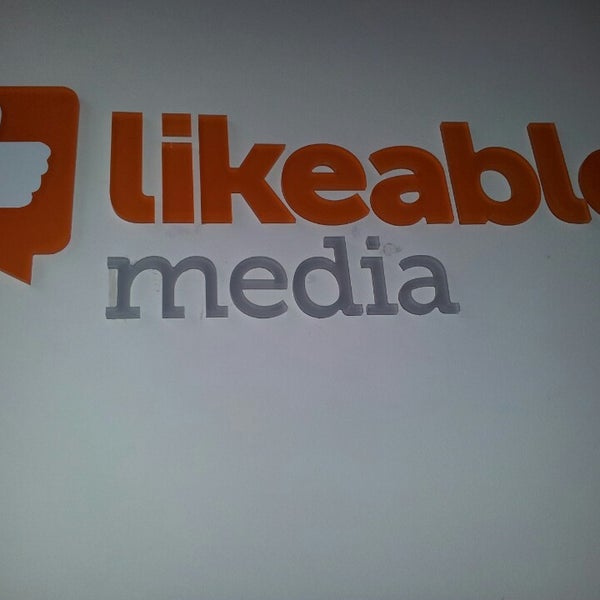 Photo taken at Likeable Media by Chochue I. on 3/10/2014