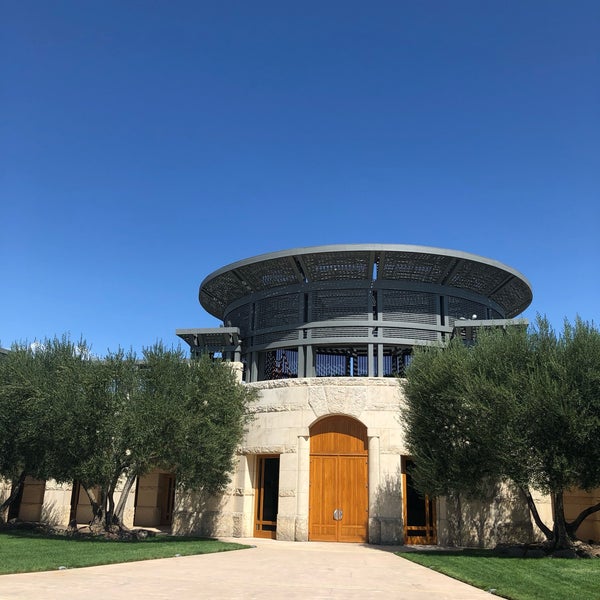 9/4/2019 tarihinde Denis V.ziyaretçi tarafından Opus One Winery'de çekilen fotoğraf