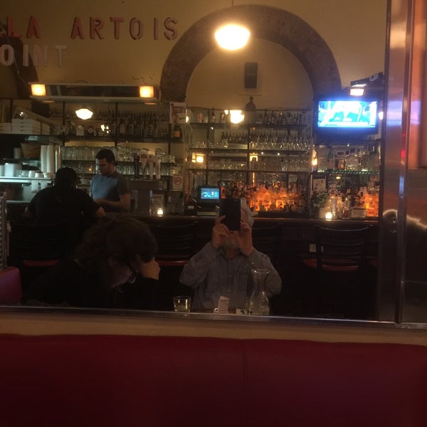 11/7/2016にFridaがEdward&#39;s Restaurantで撮った写真