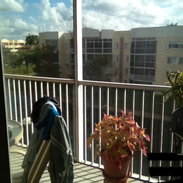 Kings Point Tamarac, FL