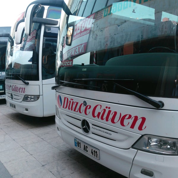 Duzce Guven Estacion De Autobuses En Altintepsi