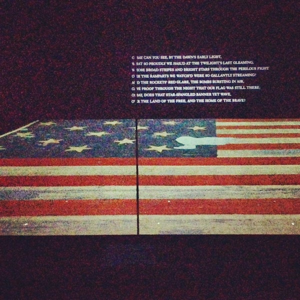 รูปภาพถ่ายที่ Star-Spangled Banner โดย Davide B. เมื่อ 8/25/2013