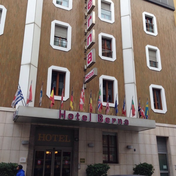 Foto tomada en Hotel Berna  por NAG_t el 11/2/2013