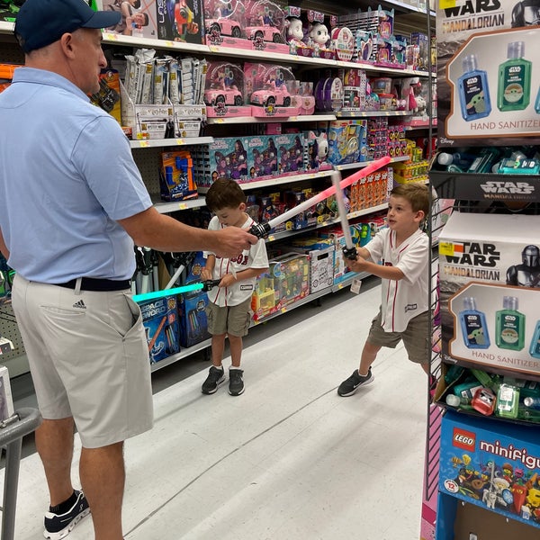 Walmart Hipermercado en Newport