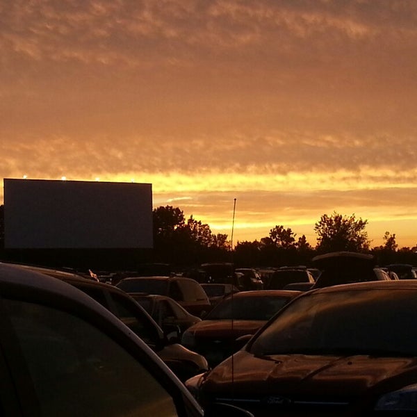 Photo taken at Transit Drive-In by Brian on 7/13/2013