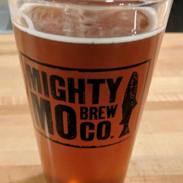 Das Foto wurde bei Mighty Mo Brewing Co. von FrCory S. am 9/4/2018 aufgenommen
