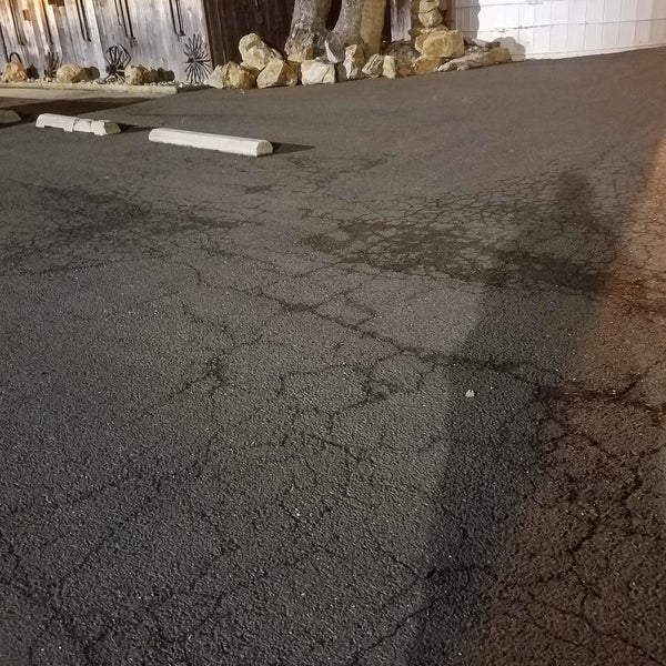 Liquor Barn Liquor Store