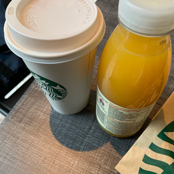 7/20/2019 tarihinde Hugh S.ziyaretçi tarafından Starbucks'de çekilen fotoğraf