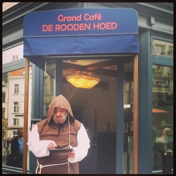 Photo taken at Grand Café De Rooden Hoed by Victor Z. on 3/31/2014