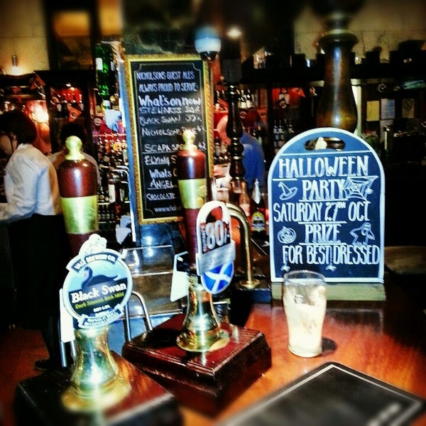 Drum & Monkey Pub in Glasgow