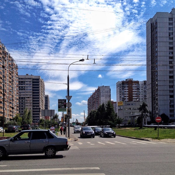 Раменский бульвар 1 метро. Раменский бульвар. раменский бульвар москва. раменки бульвар. раменский бульвар 1.