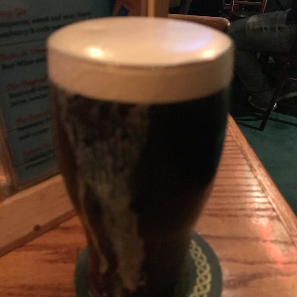 Снимок сделан в Murphy&#39;s Grand Irish Pub пользователем Carla C. 9/22/2018