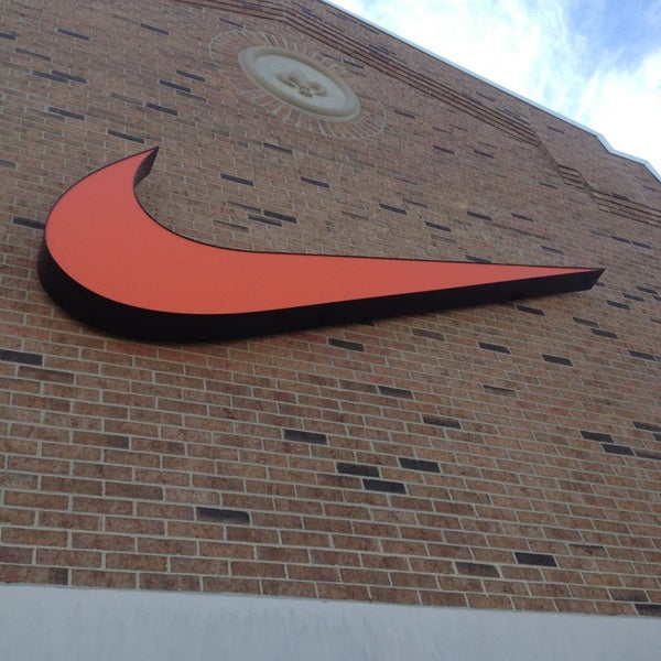 Nike Factory Store (Now Closed 