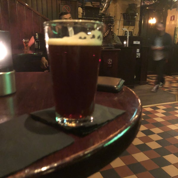 Photo taken at Dr. Jekyll&#39;s Pub by Torgeir S. on 4/24/2018