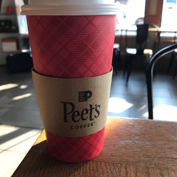 Photo taken at Peet&#39;s Coffee &amp; Tea by Chandon C. on 12/8/2017